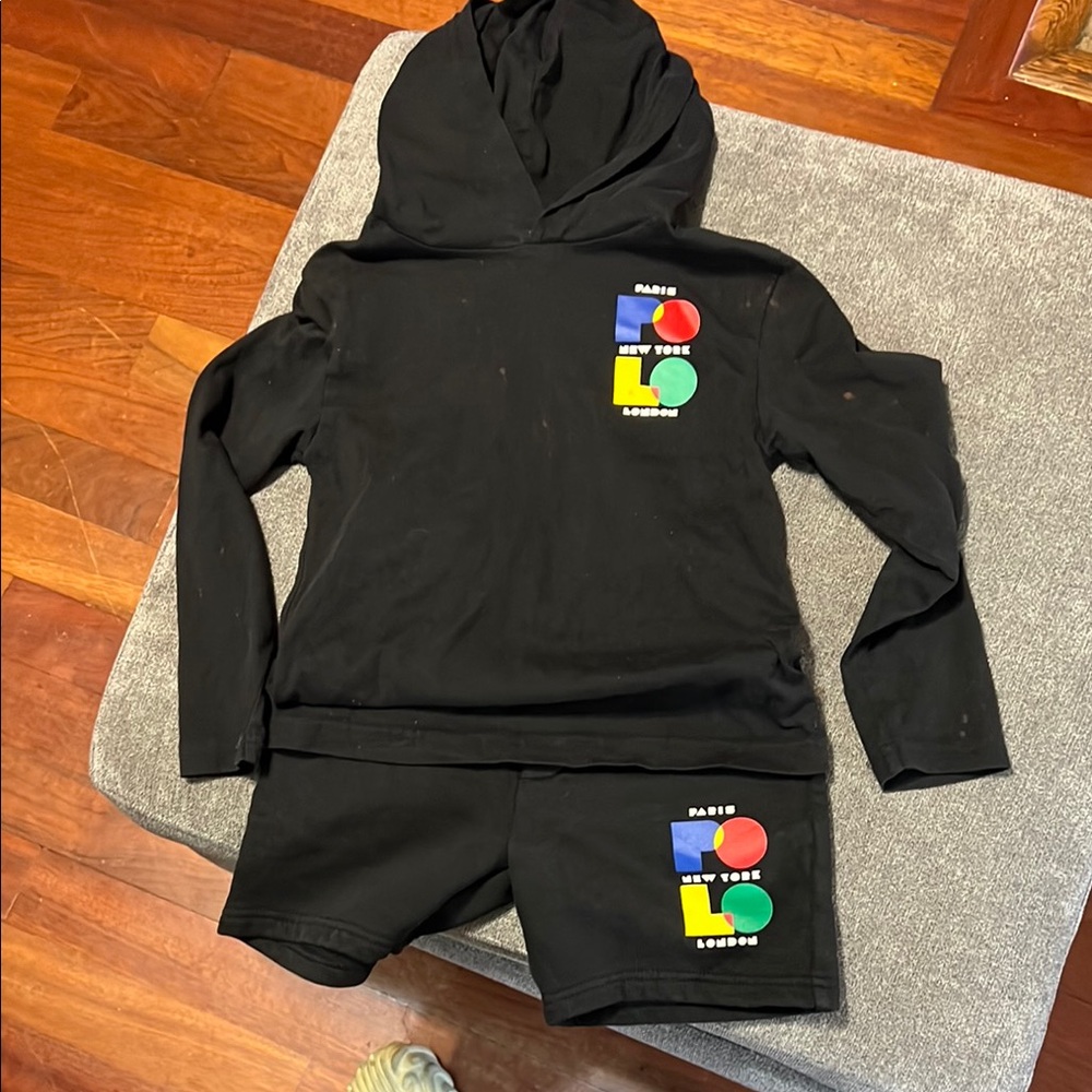 Ralph Lauren Polo short set Boy size 5 shorts which never worn, size 6 hoodie